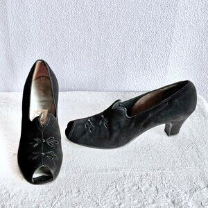 Vintage 1930s 1940s Heels: Please Read Description Below!